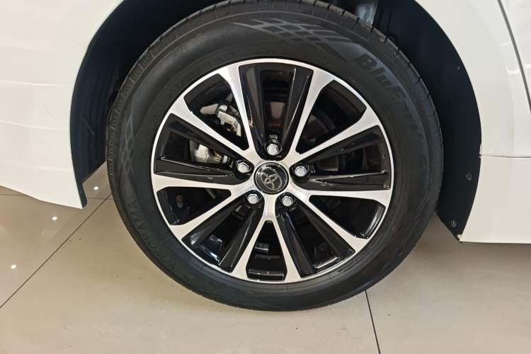 Used Toyota Levin 2023 Smart Electric Hybrid Dual-Engine 1.8L Luxury Edition