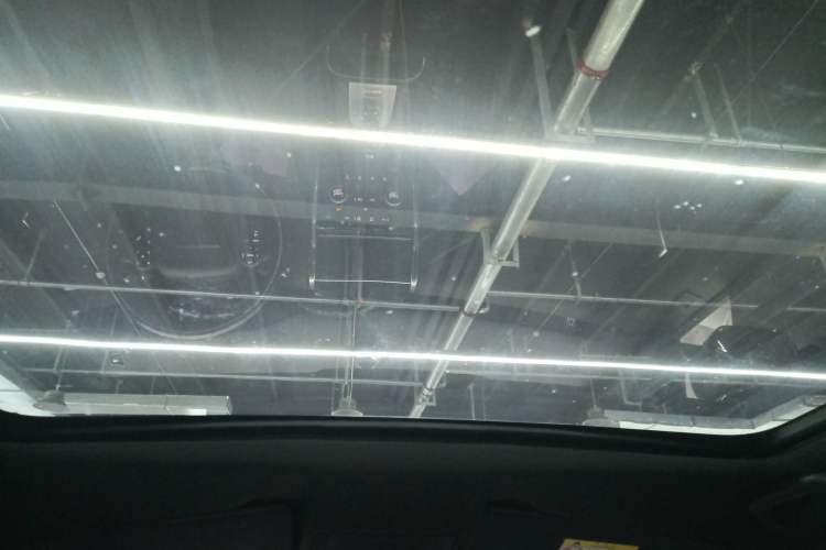 Used Land Rover Discovery Sport New Energy 2021 P300e Performance Tech Edition Headliner