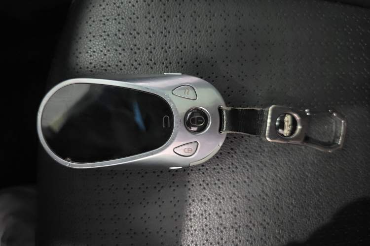 Used Hyundai Santa Fe 2013 2.4L Automatic Two-Wheel Drive Smart Version