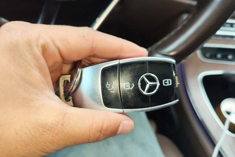 Used Mercedes-Benz E-Class 2021 Facelift E 260 L