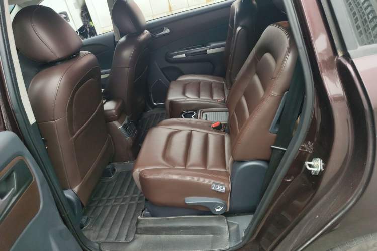 Used Haima V70 2016 1.5T Automatic "Comfort & Enjoyment" 6-Seater Left Rear Seat