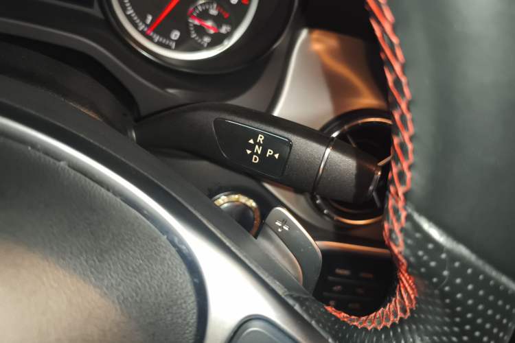 Used Mercedes-Benz CLA 2018 CLA 220 4MATIC Gear Lever