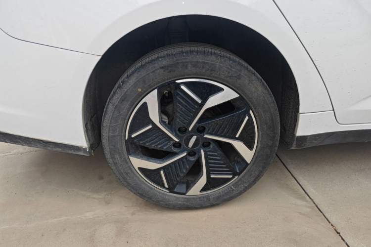 Used Geometry G6 2024 500KM Prestige Version Right Rear Wheel Hub