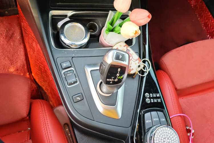 Used BMW 2 Series 2018 220i Convertible Coupe Sports Design Package