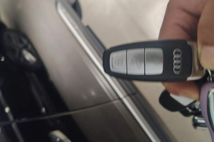 Used Audi Q7 2021 2.0T Standard Version European Specification