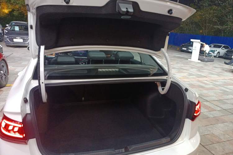 Used Volkswagen Bora 2025 200TSI DSG Enjoy PRO Edition Trunk