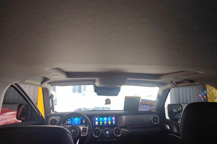 Used Tank 300 2023 City Edition 2.0T—Stylish as Ever