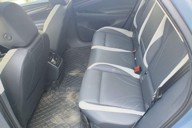 Used Volkswagen ID.7 VIZZION 2024 PRO Model Left Rear Seat