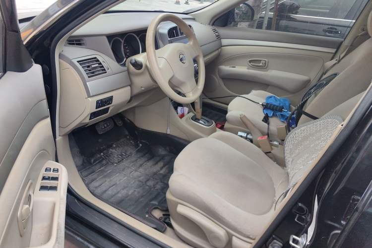 Used Nissan Sylphy 2016 Classic 1.6XE Automatic Comfort Edition Driver Seat