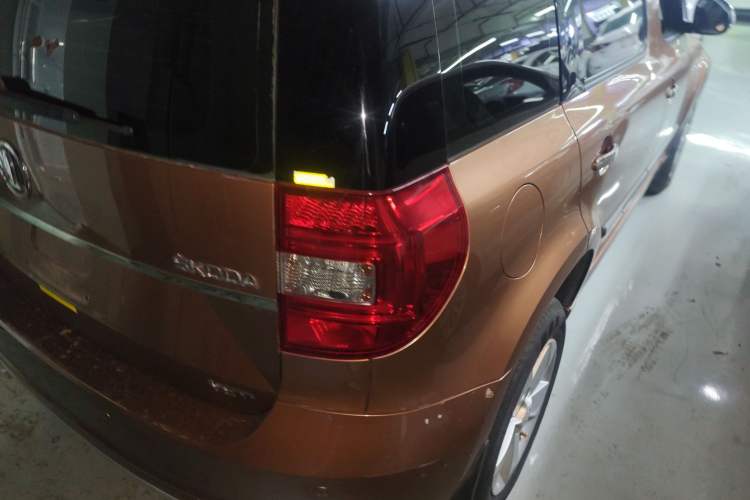 Used Skoda Yeti 2016 1.4TSI DSG Advanced Edition Right Rear Taillight