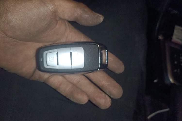 Used Citroen C4L 2013 1.6THP Automatic Enjoyment Edition Vehicle Key