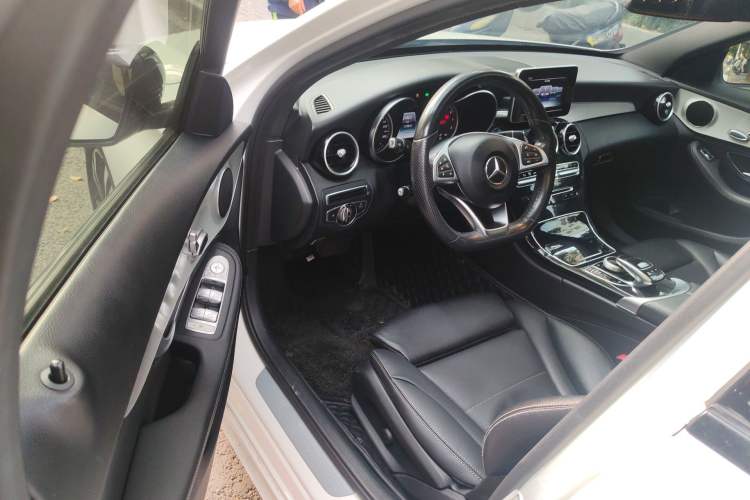 Used Mercedes-Benz C-Class 2015 C 200 Sport Edition
