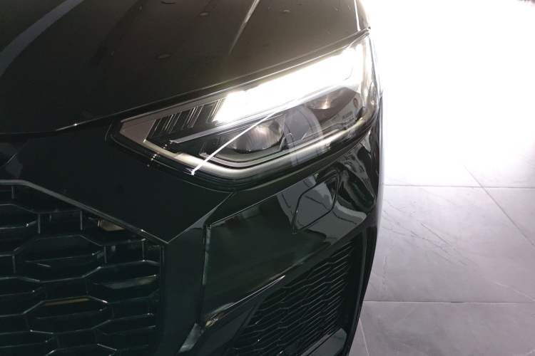 Used Audi Q5L 2023 40T Luxury Dynamic Model
