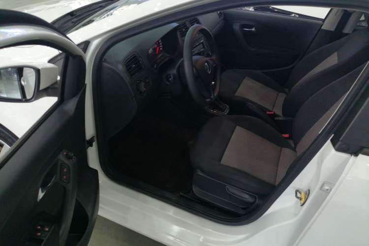 Used Volkswagen Polo 2018 1.5L Automatic Advanced Driving Model Driver Seat