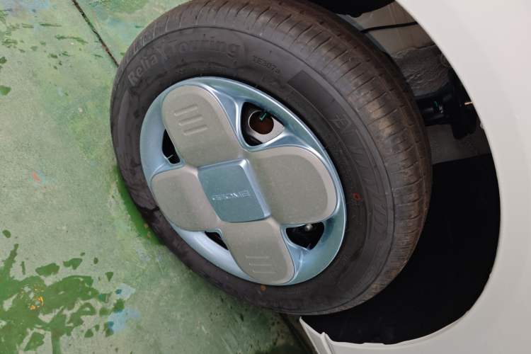 Used Geely Galaxy Panda 2024 Panda Mini 200km Endurance Bear