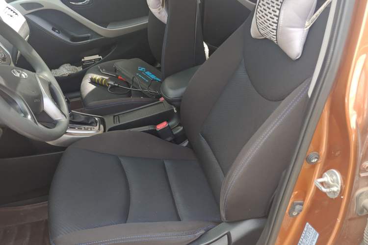 Used Hyundai Elantra (5th Generation / Langdong) 2012 1.6L Automatic Leading Model Left Front Seat