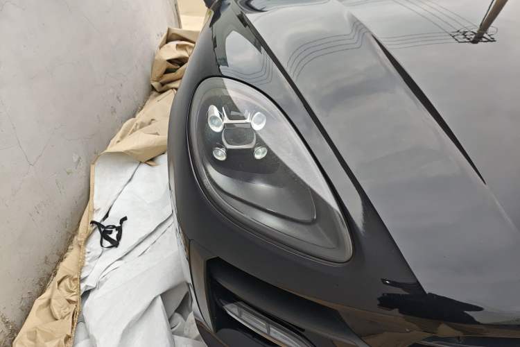 Used Porsche Macan 2018 Macan 2.0T
