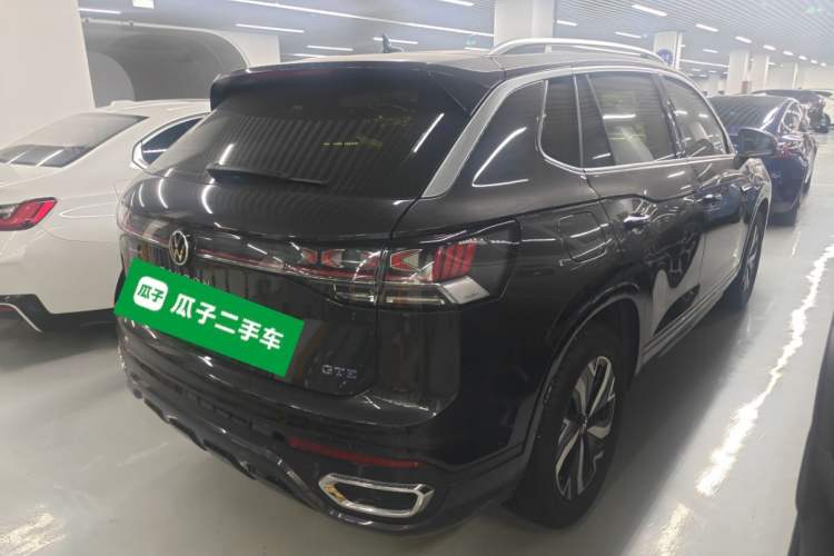 Used Volkswagen Tayron GTE Plug-in Hybrid 2023 280TSI Luxury Plus Advanced Edition Rear Right 45 Deg