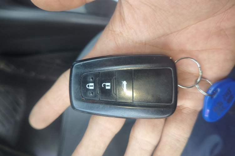 Used Toyota Corolla 2019 Dual-Engine 1.8L E-CVT GL-i Pioneer Edition
