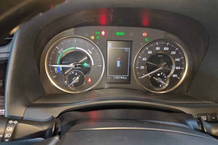 Used Toyota Alphard 2020 Dual-Engine 2.5L Luxury Edition
