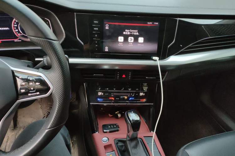 Used Volkswagen Passat 2023 330TSI Elite Edition Audio And AC Panel