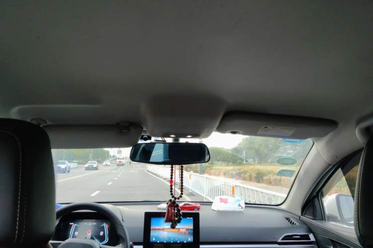 Used BYD e2 2019 Standard Range Model – Smart & Comfortable Version