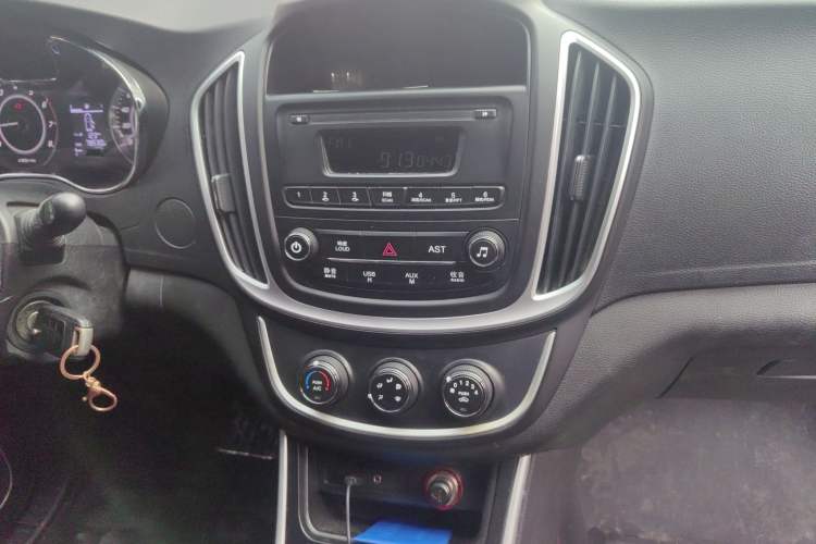 Used Baojun 560 2016 1.8L Manual Value Edition