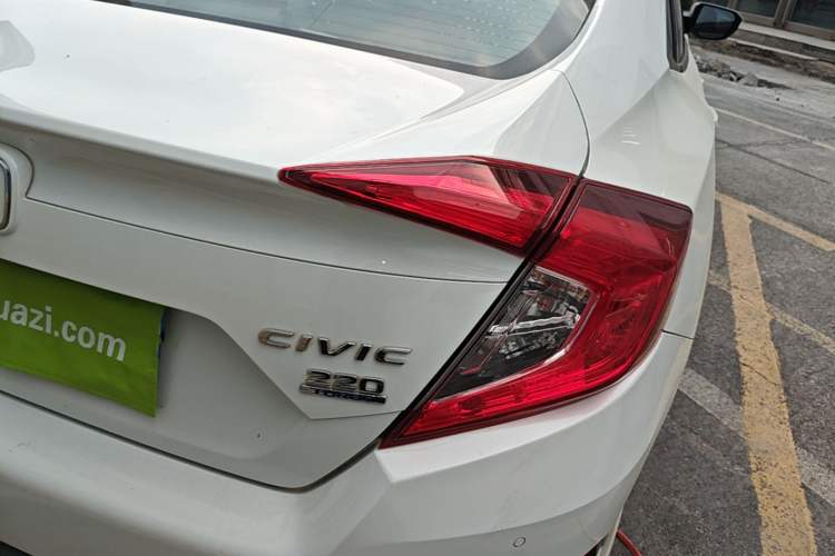 Used Honda Civic 2019 220TURBO CVT Dynamic Edition China VI Right Rear Taillight