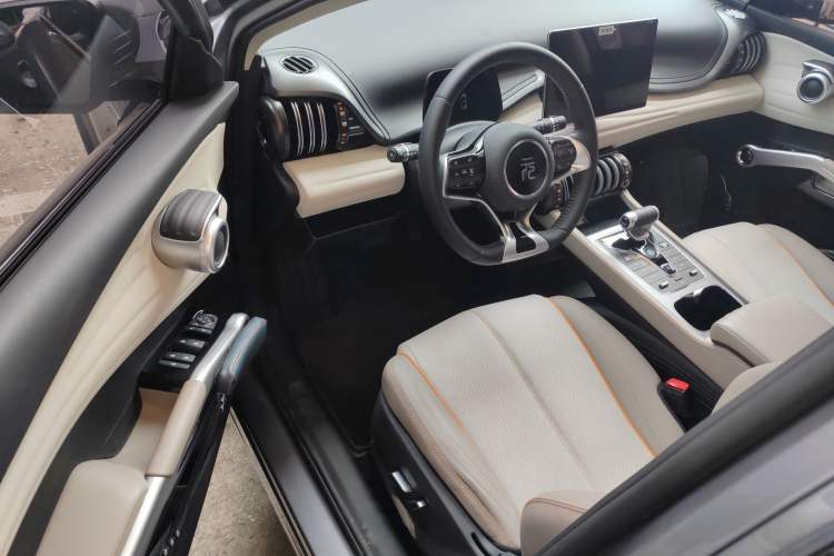 Used BYD Yuan PLUS 2024 Honor Edition 430KM Beyond Model