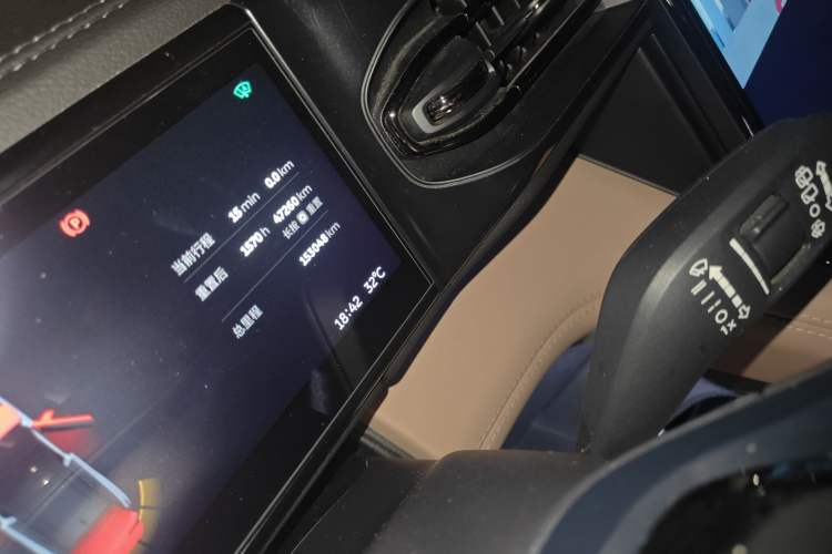 Used Nio ES6 2020 610 km Performance Version Odometer Close Up