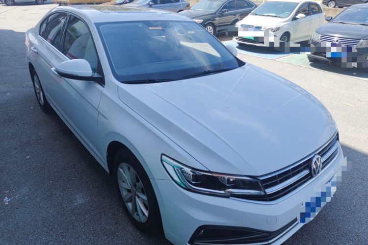 Used Volkswagen Bora 2020 1.5L Automatic Comfort Model Front Right 45 Deg