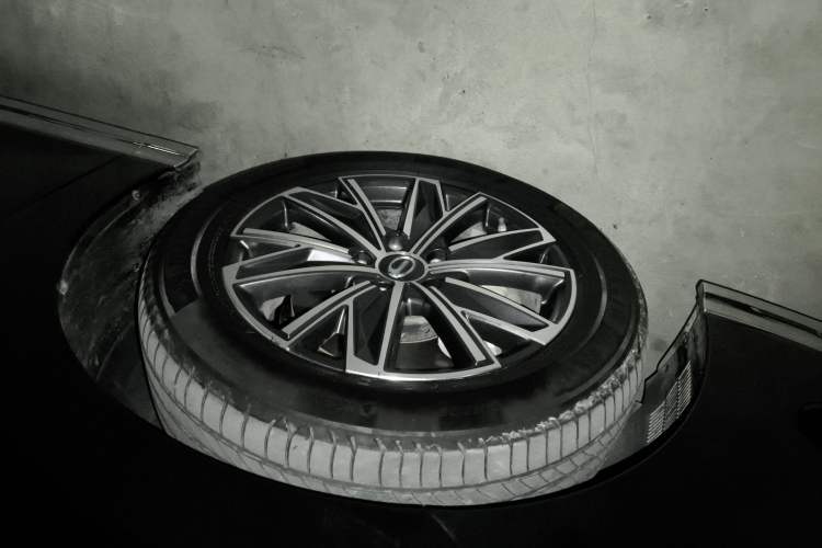 Used GAC Trumpchi M8 2024 Master Series 400T Ultimate Edition Left Front Wheel Hub