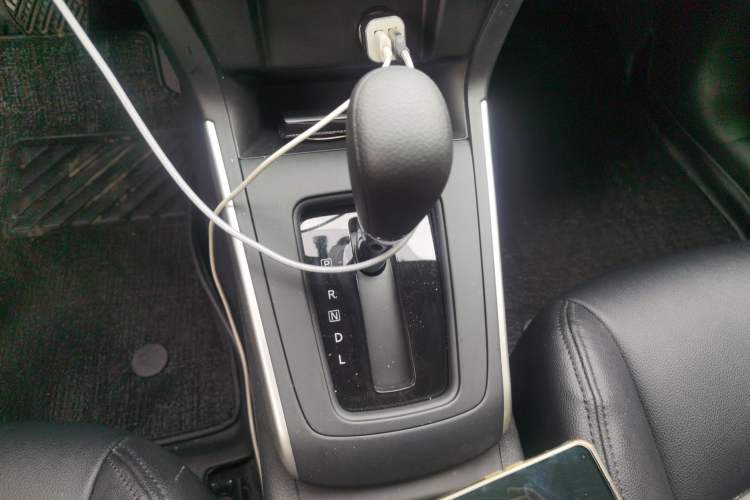 Used Nissan Sylphy 2024 Facelifted Three Classic 1.6XE CVT Comfort Edition Gear Lever