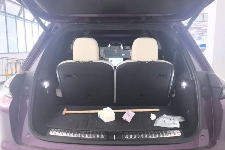 Used Li Auto L8 2023 Pro Model