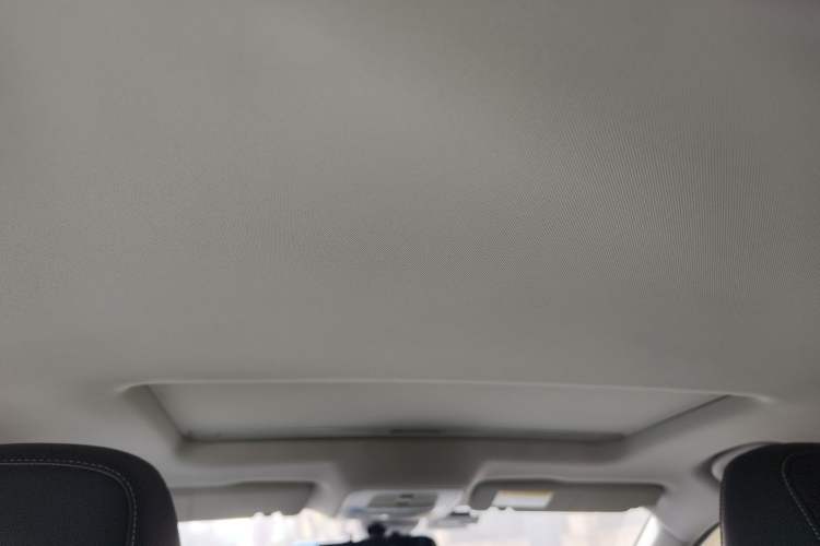 Used Roewe i6 2017 20T Automatic Internet ZhiZun Edition Headliner