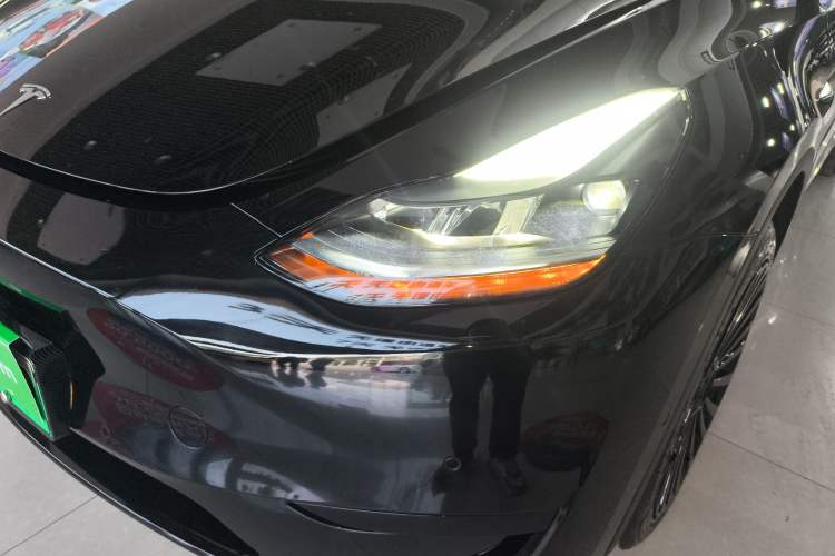 Used Tesla Model Y 2023 Rear-Wheel-Drive Version