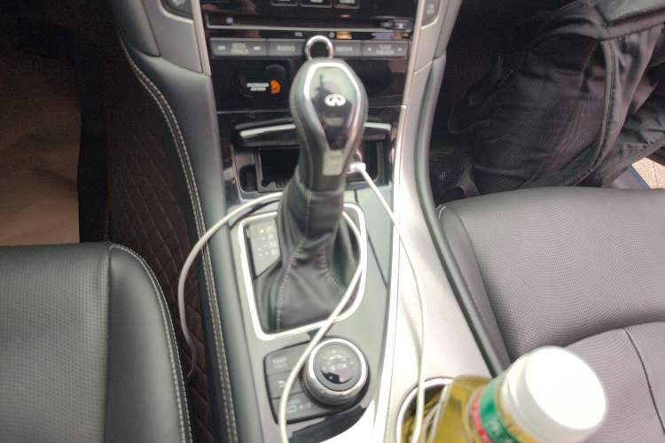 Used Infiniti Q50L 2018 2.0T Enjoyment Version China VI Standard