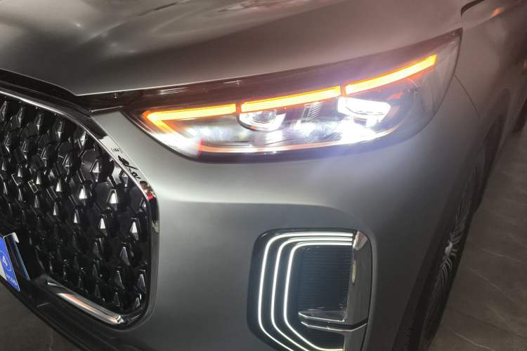 Used Chery Tiggo 8 L 2024 2.0T Two-Wheel Drive Prestige Version 5 Seats
