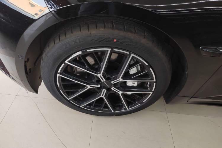 Used Zeekr 001 2026 Model 103° Rear-Drive Max Version Left Front Wheel Hub