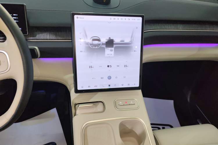 Used Nio ES6 2023 75 kWh Audio And AC Panel