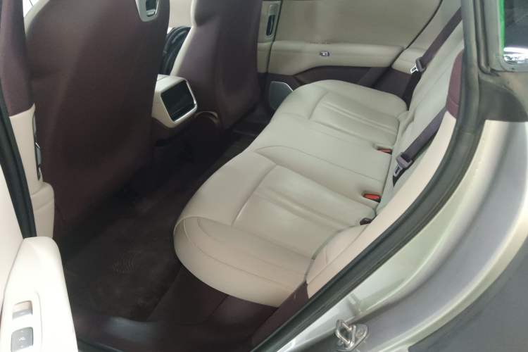 Used Xiaomi Auto YU7 2025 Ultra-Long Range Rear-Wheel Drive Version
