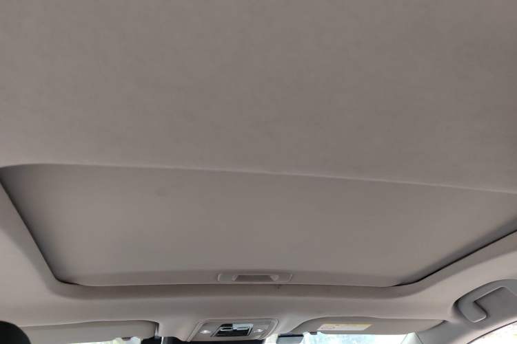 Used Toyota bZ3 2023 517 km Elite PRO Headliner