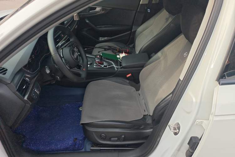 Used Audi A4L 2019 40 TFSI Fashion Edition China VI Emission Standard