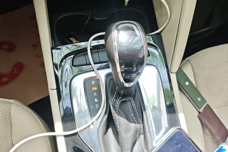 Used Buick Regal 2017 30H Elite Version
