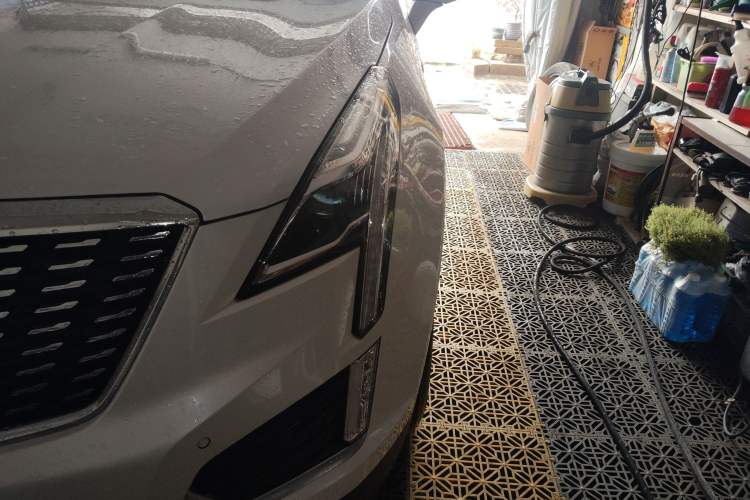 Used Cadillac XT5 2021 28T Luxury Model