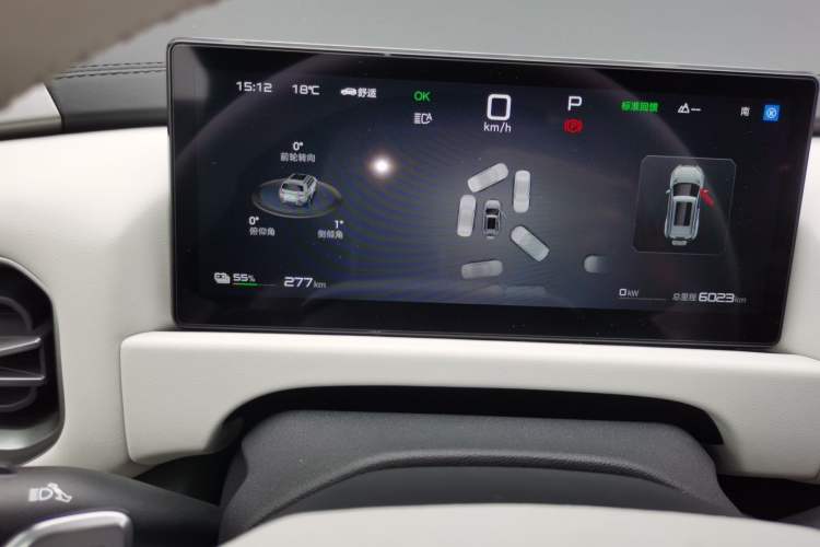 Used Formula Leopard Titanium 3 2025 501KM All-Wheel Drive Intelligent Driving Ultra Version
