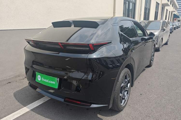 Used Lynk & Co Z20 2025 530 km Range Rear-Wheel Drive Max Rear Right 45 Deg