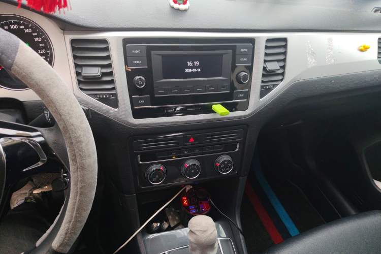 Used Volkswagen Golf Sportsvan 2019 1.6L Automatic Pure Model China V Standard
