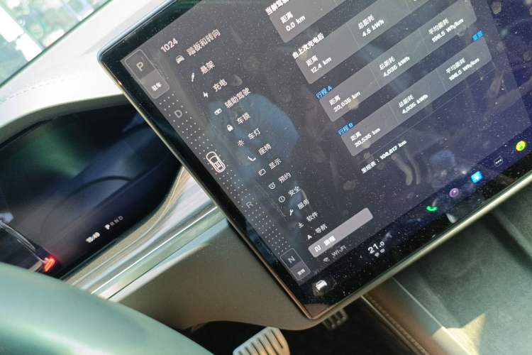 Used Tesla Model X 2023 Dual-Motor All-Wheel-Drive Version
