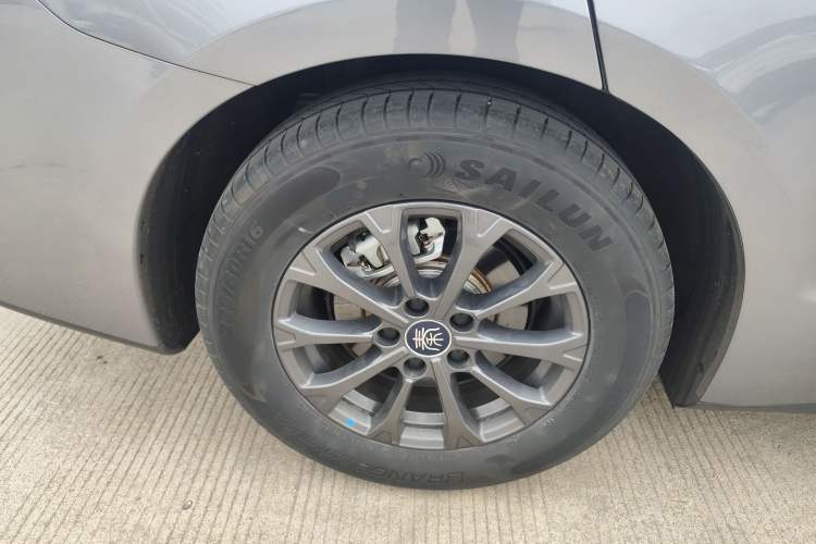 Used BYD Qin L 2024 DM-i 80KM Leading Model Right Rear Wheel Hub